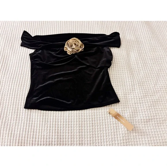 NWT Reformation Emerald Velvet Top - Picture 2 of 3